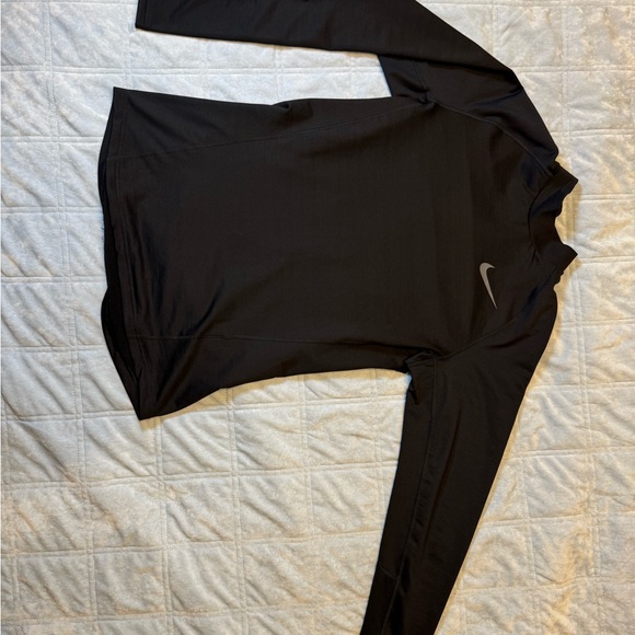 Nike Dri-FIT Black Performance Shirt - Picture 1 of 6